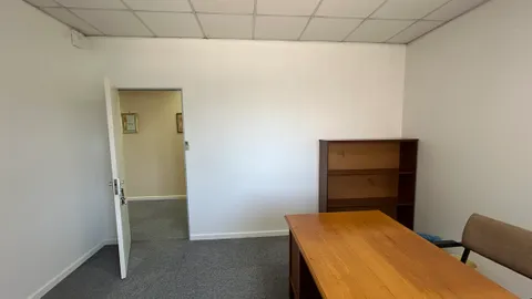 office 1 person  (4).